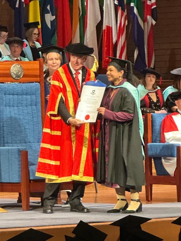 Dr Vijaya Venkataraman qualification